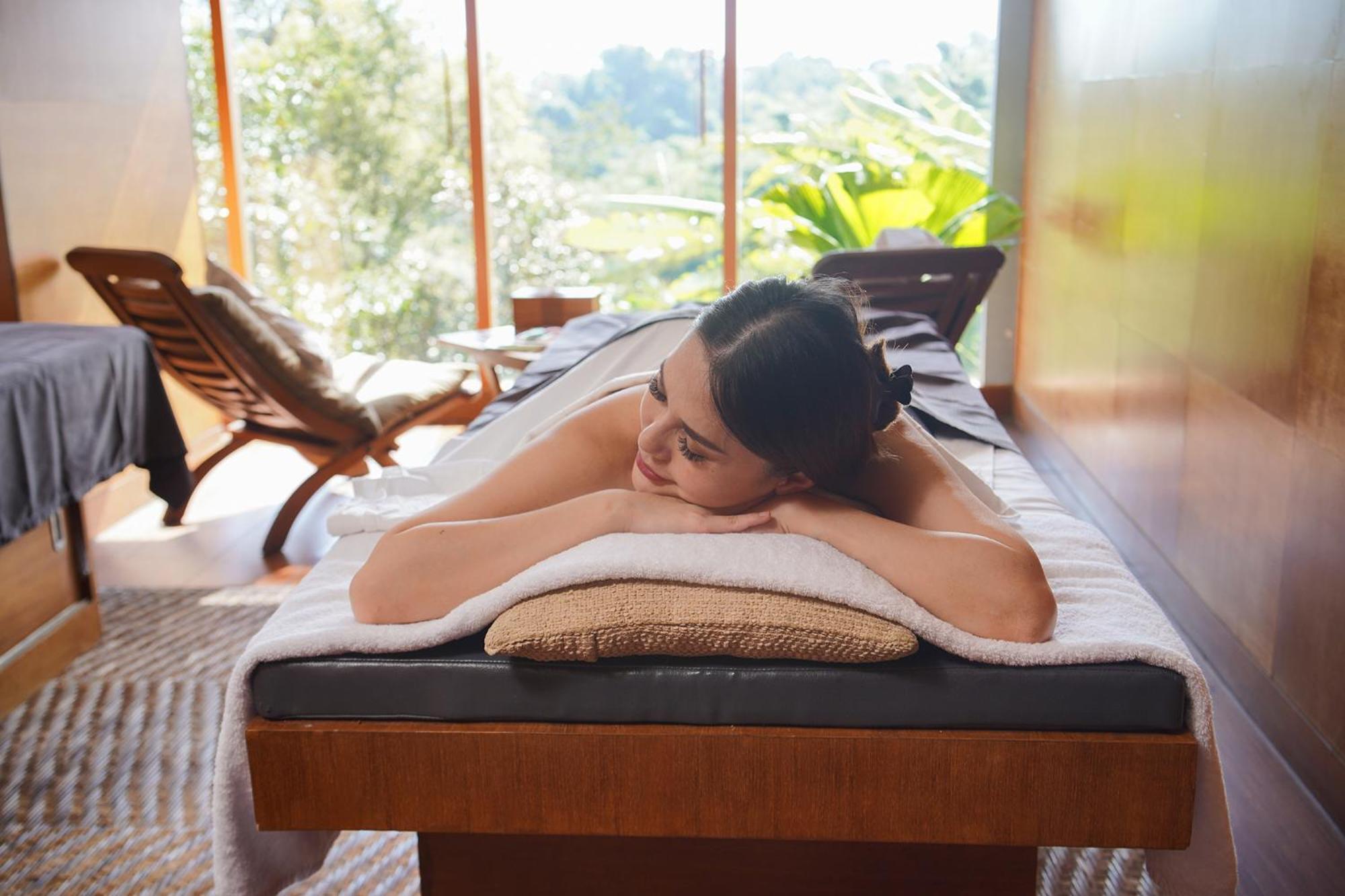 Sangria Resort And Spa Lembang Exterior foto