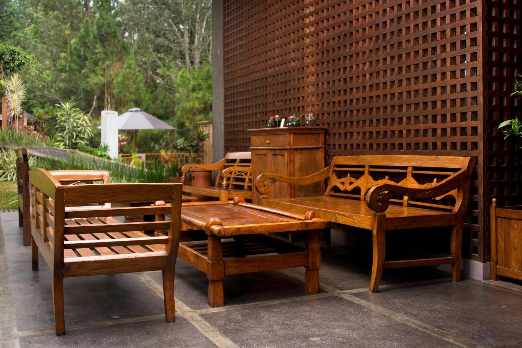 Sangria Resort And Spa Lembang Exterior foto